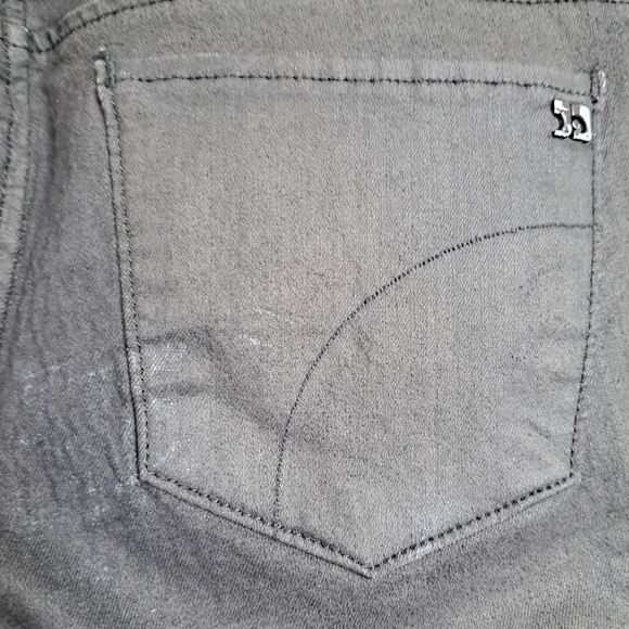 Joe's The Skinny  Black Coated Jeans in Fiona Wash   Size 27 - Picture 3 of 5
